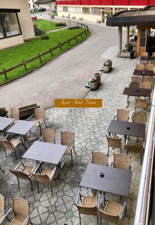 2018 mei 20 Aparthotel terras    op Site KWT