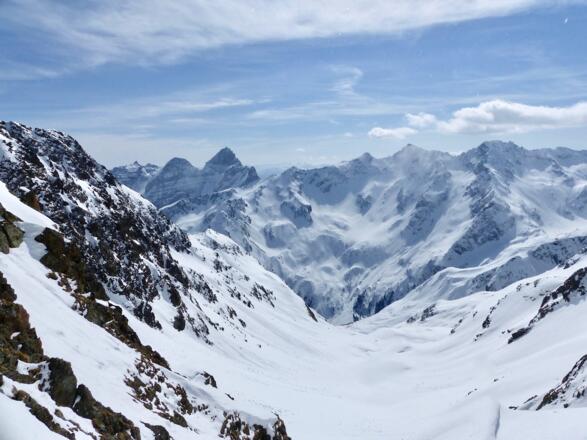 Was für ein grandioser Ausblick auf Gschnitzer und Pflerscher Tribulaun.