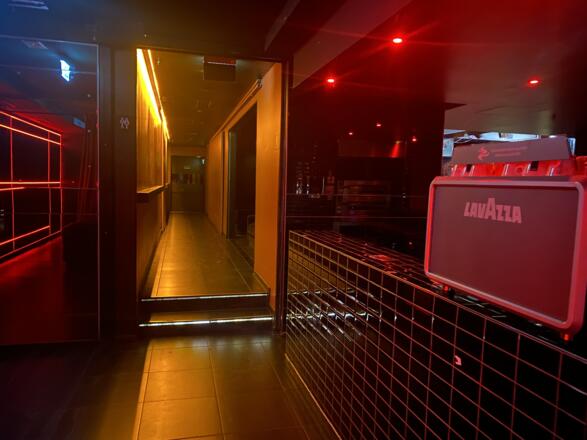 Durchgang zum Dancefloor