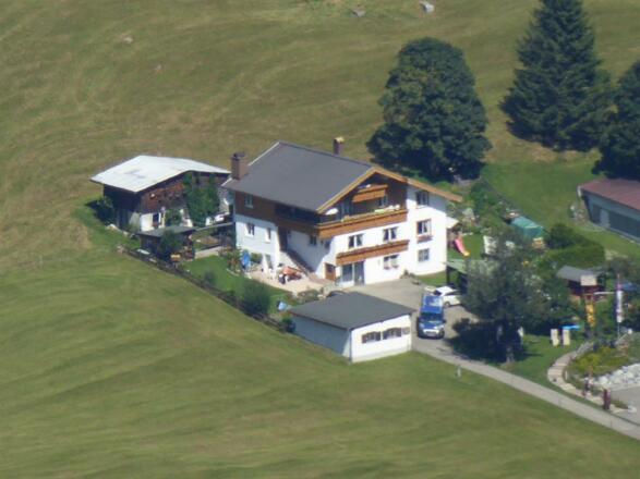 Hausansicht von der Gehrenspitze