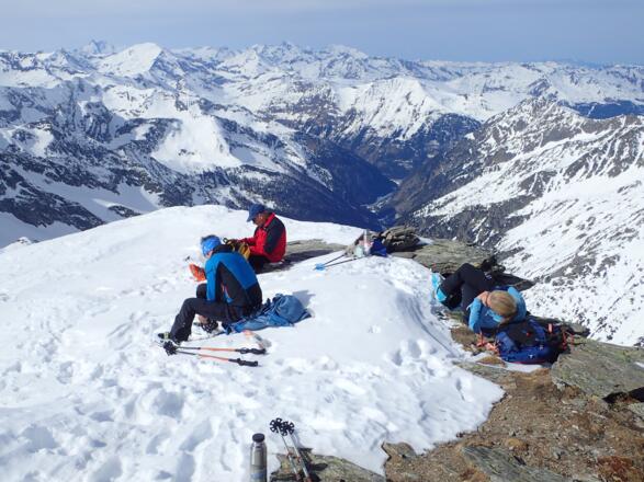 Sonnige Rast am Grauleitenspitz