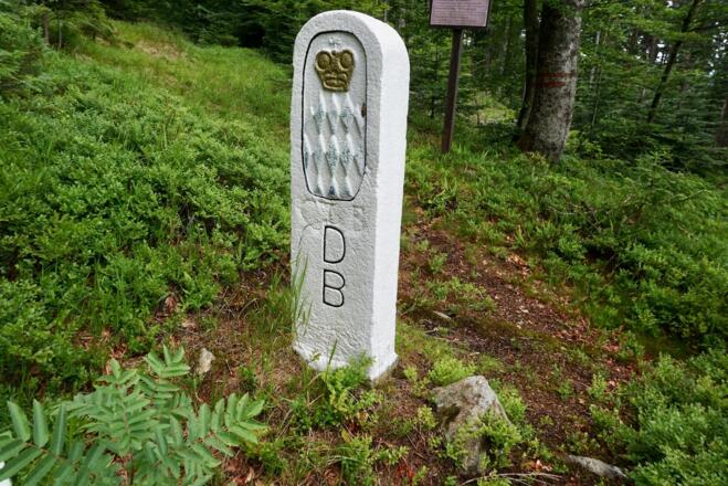 Grenzstein - bayerische Seite