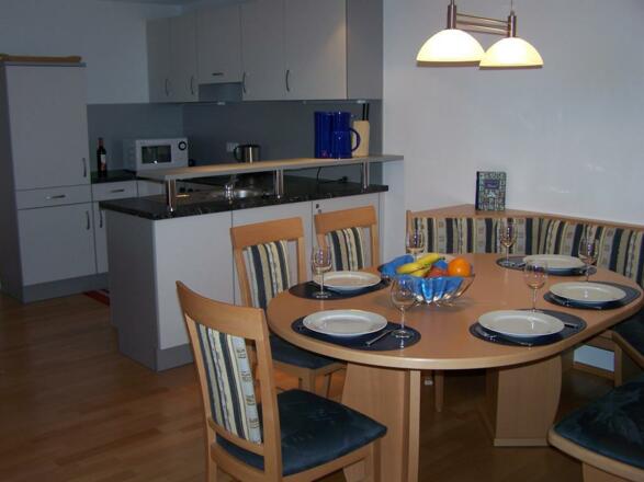 Wohnung2 Küche/Essbereich