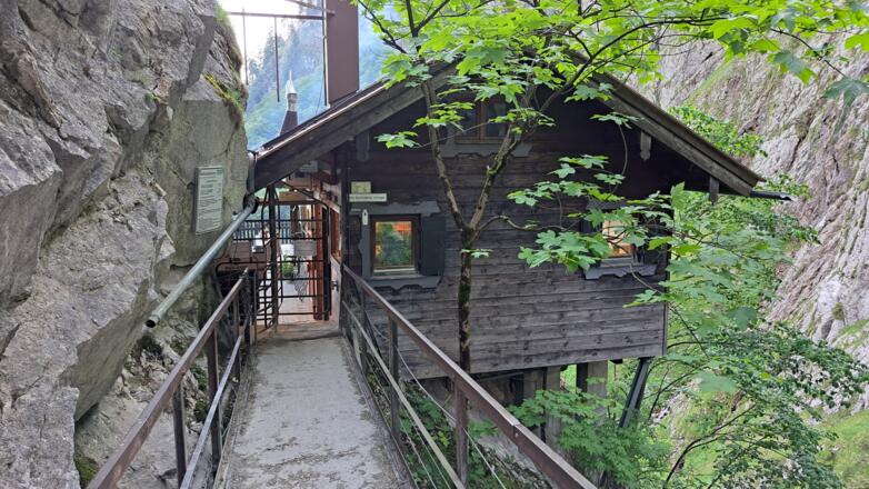 Höllentaleingangshütte