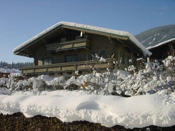 Hausfoto Winter