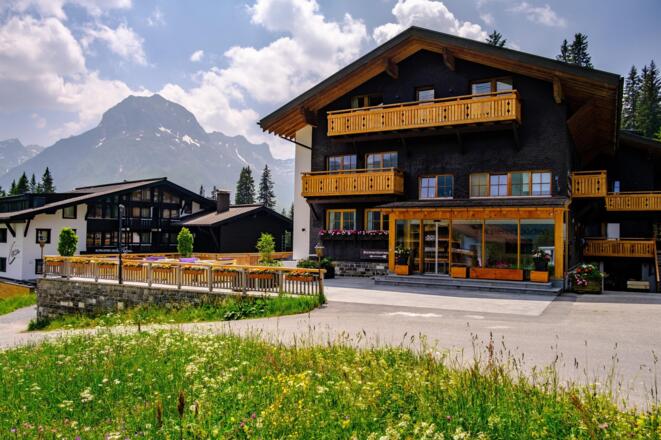 inmitten der traumhaften Arlberger Bergwelt