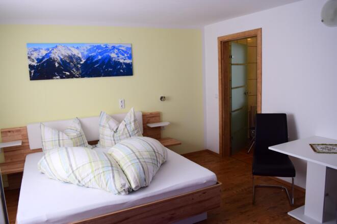 1. Schlafzimmer