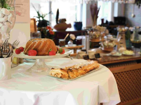 fruestueck-hotel-garni-pinzgau (1)