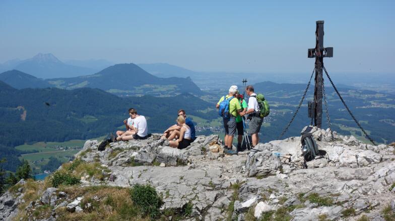 Am Schobergipfel 1328m mit Gaisberg und Hochstaufen links hinten