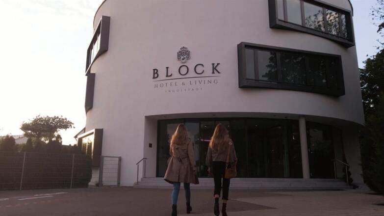 Block Hotel