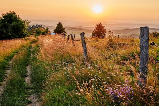 Poppenhausen : Coucher de soleil dans la Rhön