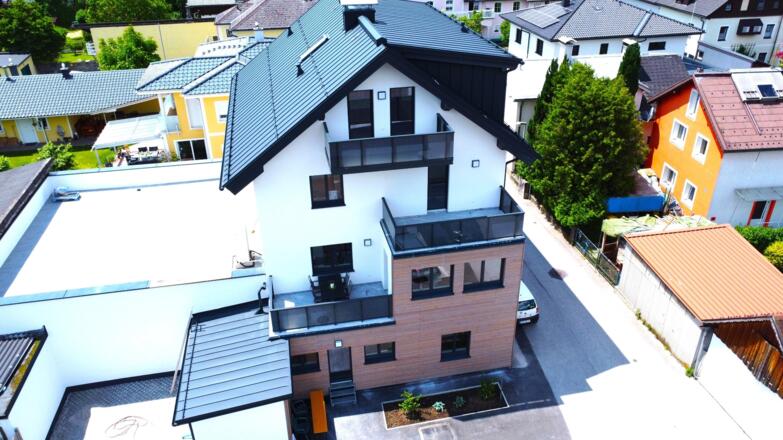 Gebäude