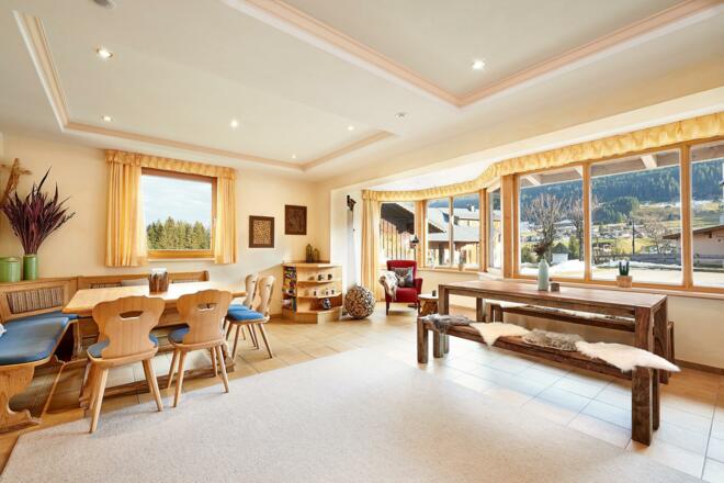 Lounge im Gästehaus Strasser