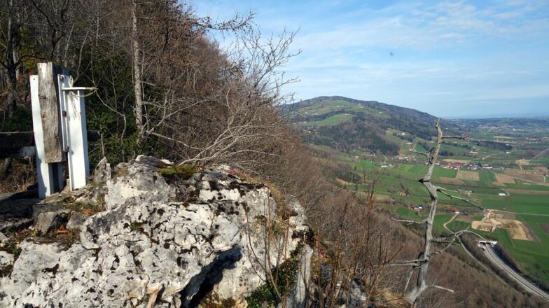 Jubiläumskreuz 730m, (Kreuz abgebrochen März 2023) mit Eiskogel