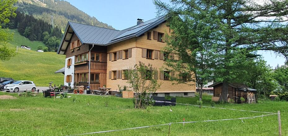 Aussenansicht Sommer