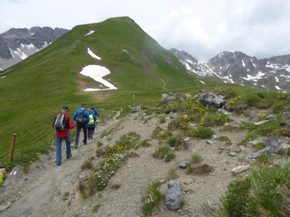 Beginn des Abstiegs von der Stuttgarter Hütte