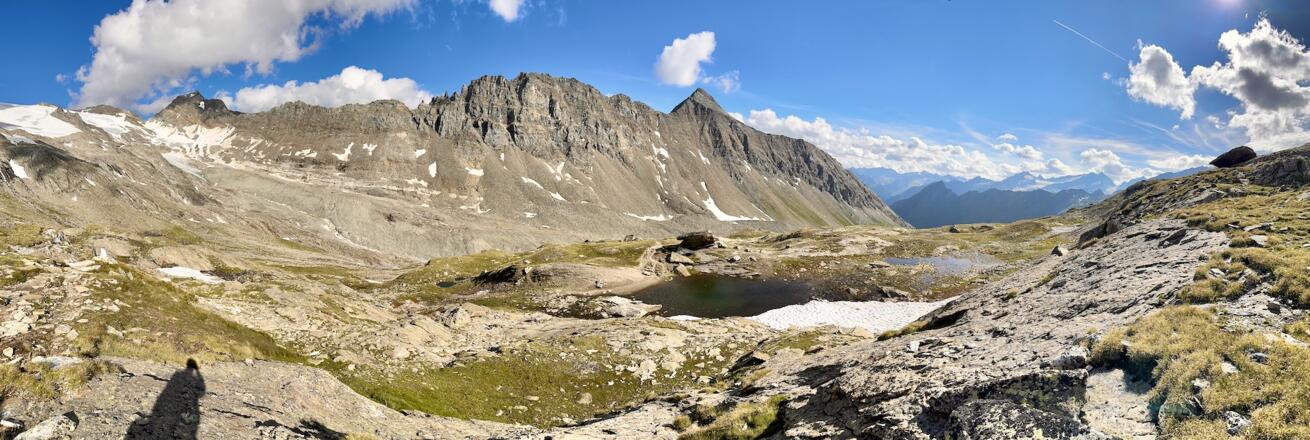 Abenteuerliches Bergpanorama vom Defreggerhaus