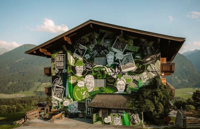 BergBaur_Sommeranischt Mural