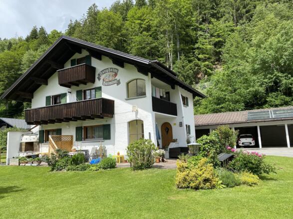 Haus im Sommer