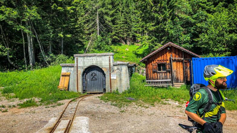 Bergwerksstollen Moosberg Salzbergwerk