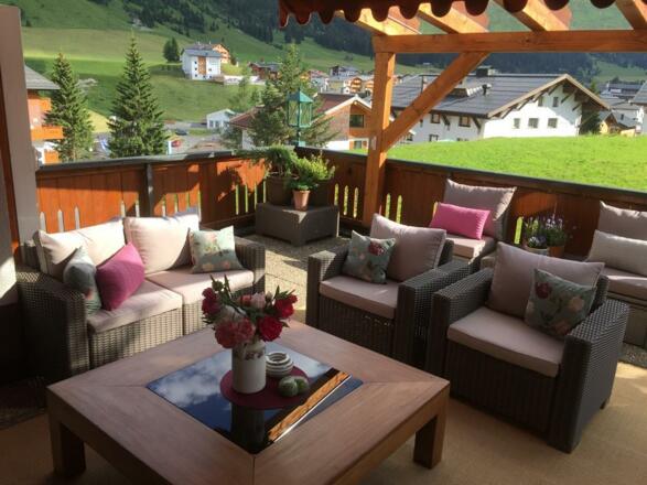 Buerstegg Entspannung auf der Suedterrasse