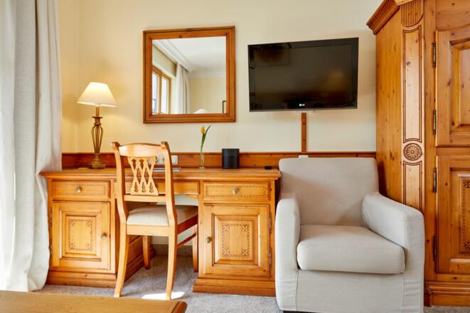 Schreibtisch in jeder Kategorie