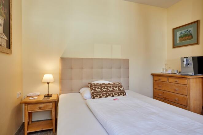 Bett Kategorie Economy