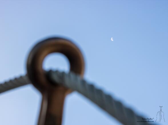 Mond an der Vollkarspitze