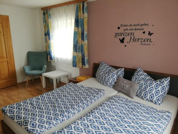 Doppelzimmer 1