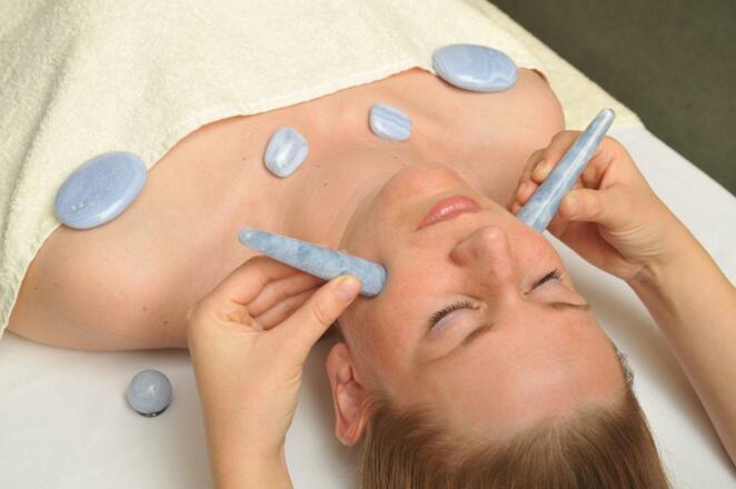 Behandlung im Klang Energie Centrum Oswalda_Hus