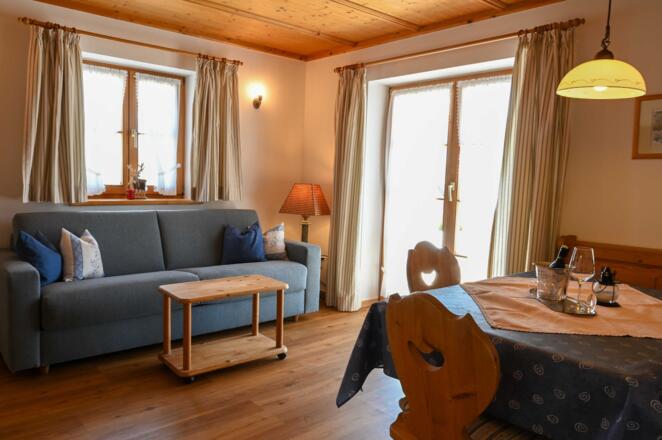 Wohnzimmer mit Doppelschlafcouch