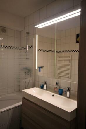 Badezimmer 232