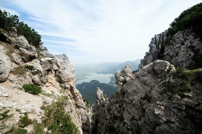 Gratweg vom Herzogstand zum Heimgarten mit Blick auf den Kochelsee