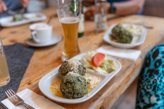 Spinatknödel auf der Holzalm