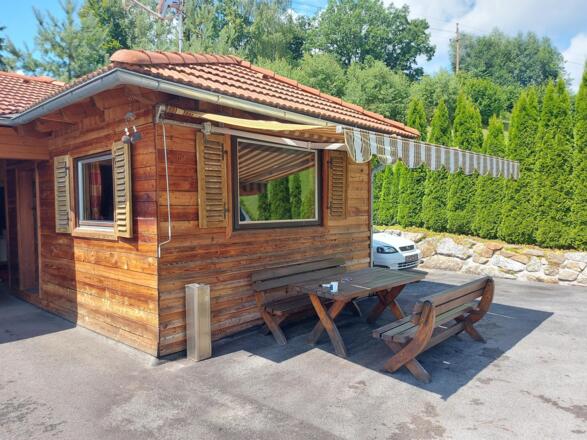 Aussenansicht Gartenhütte
