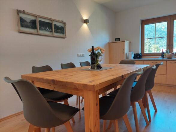 Voll ausgestattete Wohnküche