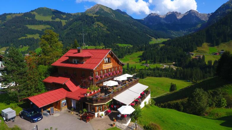 Wirtshaus Hoheneck Mittelberg DJI_0041
