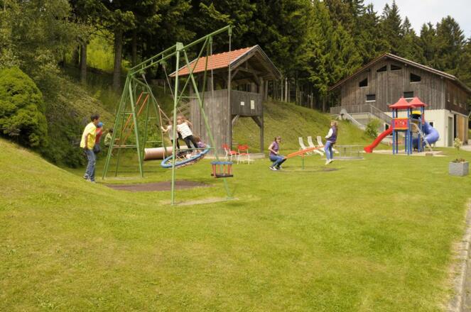 Spielgelände