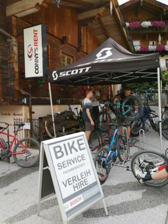 Conny's Bike Center aussen