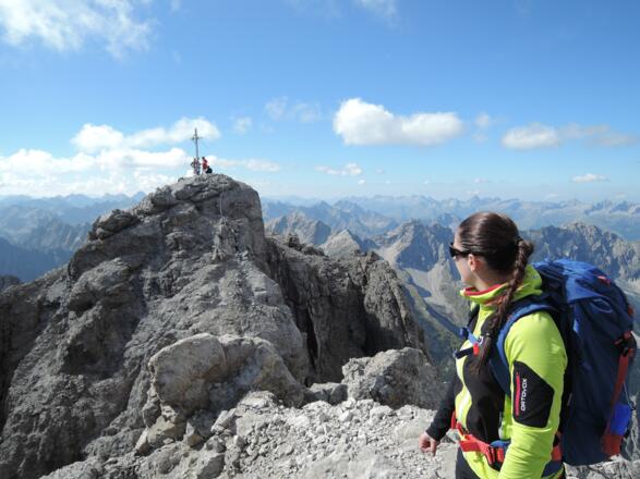 Blick zur Großen Schlenkerspitze