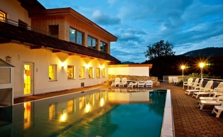 Camping Stadlerhof Freibad Sommernacht