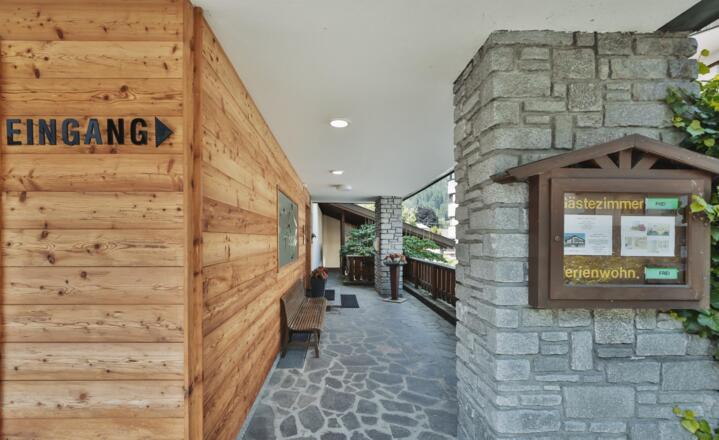 Eingang-3