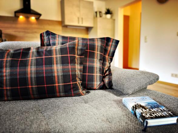 großes Sofa