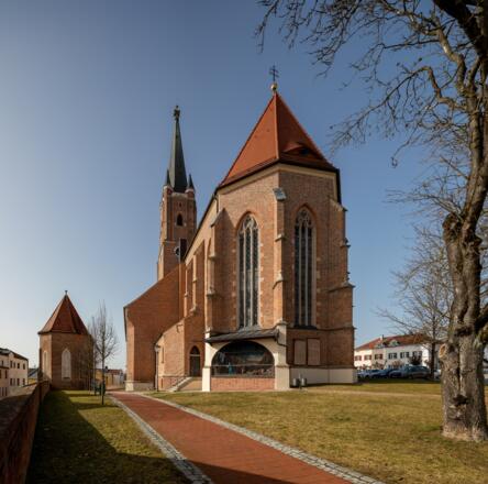 Stadtpfarrkirche St. Nikolaus und Stephan in Eggenfelden