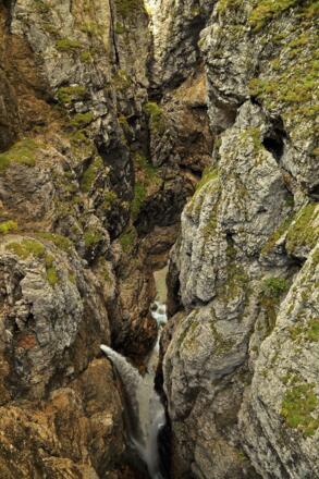 Blick von der Stahlbrücke in die Klamm auf dem Rückweg