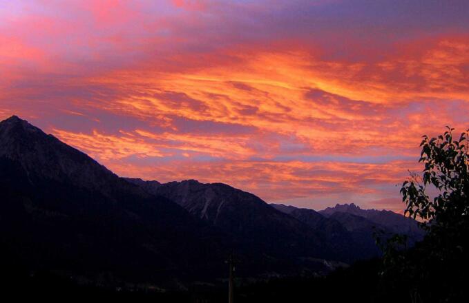 Abenddämmerung (Sicht vom Balkon)