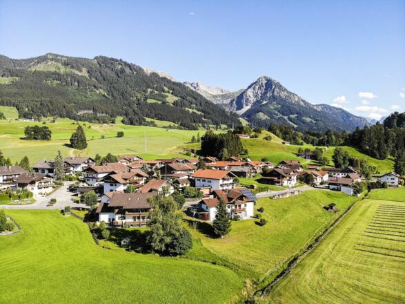 Blick auf Fischen-Au mit Rubihorn