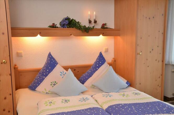 Schlafzimmer Wohnung 2