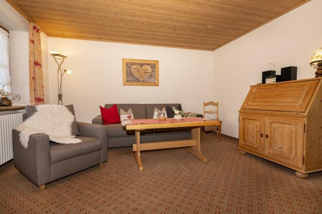 schoell-wohnzimmer-wohnung4dsc_3086