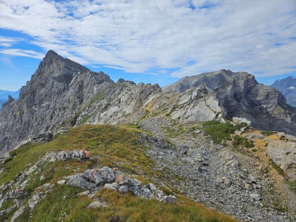 Der Rücken zur Lämpermahdspitze